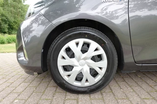 Toyota Yaris 1.5 Hybrid Aspiration  | 1ste eigenaar | Camera | Climate control | / 10