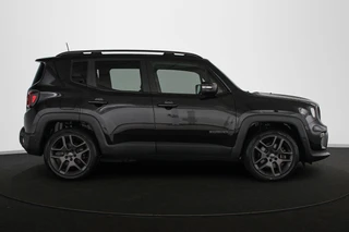 Jeep Renegade 4xe 240 Plug-in Hybrid Electric S LED Leder Stoelverwarming Trekhaak Camera Kenwood / 36