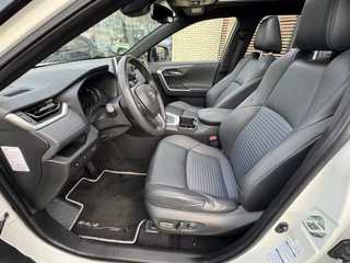 Toyota RAV4 2.5 HYBRID AWD BI-TONE PANO-DAK STOELVERW BLIND-SPOT 360° CAMERA PARK-SENSOREN APPLE/ANDROID EL-ACHTERKLEP / 10