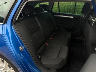 Škoda Superb Combi 1.4 TSI iV Business Edition Camera | PDC | Carplay | Stoelverwarming | / 26