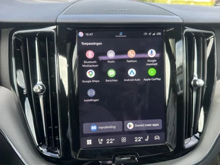 Volvo XC60 2.0 T6 Plug-in hybrid AWD Plus Black Edition LUCHTVERING | ELEK. TREKHAAK | STOEL + STOELVERWARMING | ACHTERBANK VERWARMD | HARMAN KARDON | RIJKLAAR | FABRIEKS GARANTIE T/M 7-2027 | PANO | / 25