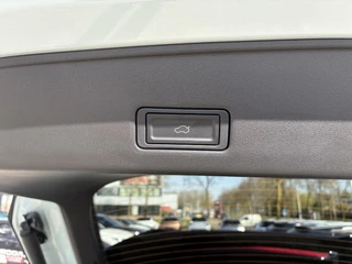 Omoda 5 EV Premium 61 kWh Voorraad Nieuw| ECC | Schuif/kanteldak | Keyless | Lederen bekleding | Stoel & Stuurverwarming | Navigatie | 7 Jaar fabrieksgarantie / 48