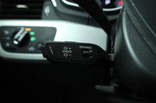 Audi A4 Avant 35 TDI S edition  136PK Virtual, Leder, Climate, / 23
