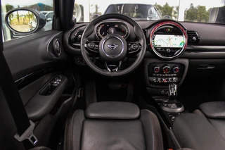 Mini Clubman 1.5 Cooper Richmond Park Edition | 1e eigenaar | Dealer onderhouden | Apple Carplay | Harman kardon | DAB | Keyless entry | Panoramadak | Sportstoelen | LED | PDC / 11