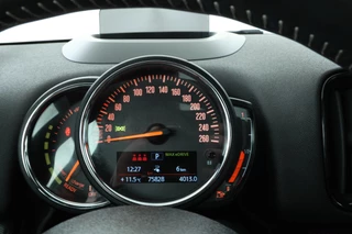 MINI Countryman Mini 1.5 Cooper S E ALL4 Chili  Panorama, Head Up, Automaat / 22