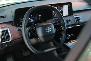 Suzuki e VITARA Style 61 kWh Elektrische Bestuurdersstoel, Stoelverwarming, Interieur voorverwarming, Panoramadak / 5
