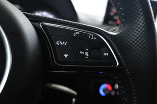 Audi Q2 30 TFSI Sport  S-line! Leer, Cruise, Navigatie / 23