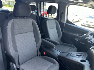 Peugeot Rifter 130pk GT (Automaat - Rolstoel (til) lift - Stoelverwarming - Keyless Entry - Camera - Automatische Airco - Navigatie) / 14