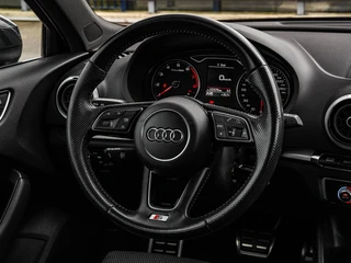 Audi A3 Sportback 30 TFSI Sport S Line Edition | Automaat | 3x S-Line | LED | Navigatie | Cruise Control | 18" / 15