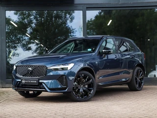 Volvo XC60 T6 AWD Ultra Black Edition Trekhaak Pano 360 Head up 21''