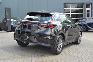 Lexus LBX 1.5 2WD / 5