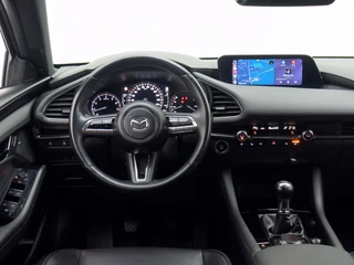 Mazda 3 2.0 SA-X Luxury Trekhaak | Leder | Head-up | All-seasonbanden / 4