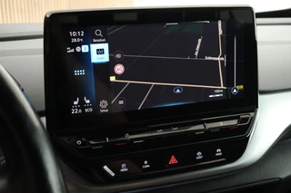 Volkswagen ID.4 First 77 kWh SOH 90% Trekhaak Stoelverwarming Camera Navigatie / 23