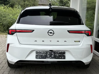 Opel Astra 1.6T 225pk Plug In Hybrid GSe | Stoel met memoryfunctie | Sport chassis | Stoel- & stuurverwarming | 360gr Camera | AGR Sportstoelen | / 5