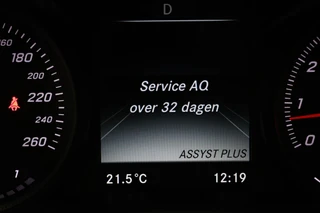 Mercedes-Benz C-Class Estate 200 Premium Plus / 37