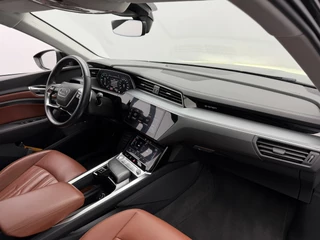 Audi e-tron e-tron 50 quattro Launch edition plus 71 kWh SOH 93% Panoramadak | Leder | El. Verstelbare Stoelen / 11