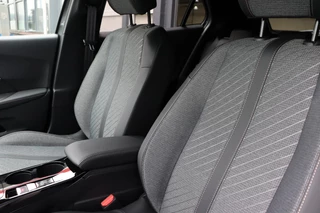 Peugeot 2008 1.2 Hybrid 145 Allure 2+6 jaar Garantie / NIEUW / 10