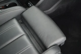 Audi Q4 e-tron 45 265pk quattro Advanced edition 77 kWh SOH 91% Matrix LED Leder Keyless Sonos Stoelverwarming Navigatie / 36