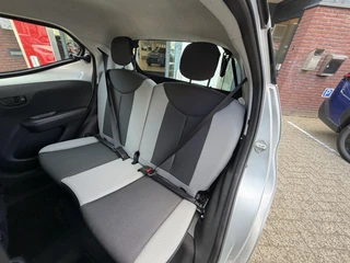 Toyota Aygo 1.0 VVT-i x-play NL-AUTO EL-RAMEN CAMERA NAVI BLUETOOTH AIRCO AUTOMAAT / 11