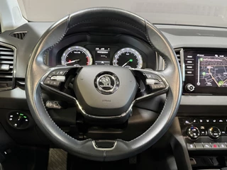Škoda Karoq 1.5 TSI ACT Business Edition Plus Panoramadak | Camera | Adaptive cruise | Stoelverwarming | Full LED | NL auto | Dealer onderhouden / 12