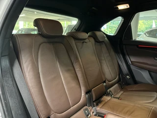 BMW 2-serie Active Tourer 218i High Executive/ NL auto/ Afneembare trekhaak/ Achteruitrijcamera / 36
