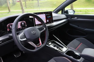 Volkswagen Golf 2.0 TSI GTI 301PK Clubsport  Akrapovic/Pano/HK/Blackstyle/IQ.Light/Camera/Headup/19" / 11