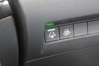 Peugeot 208 1.2 PureTech 131PK GT-Line  | Panoramadak | 3D Cockpit | BLIS | Navigatie / 14