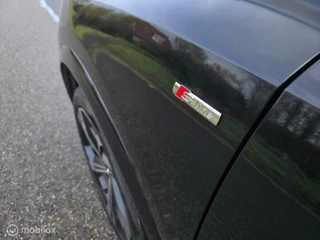 Audi Q3 40 TFSI Quattro S-Line / Pano / 360' / Carplay / 36