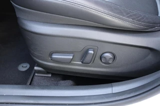 Hyundai Kona 1.0 T-GDI Premium Sky|Schuif/kanteldak|HUD|Stoelverwarming/verkoeling| / 30