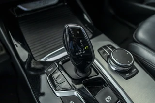 BMW X3 xDrive20i High Executive  | Pano | Trekhaak | Head-up / 25