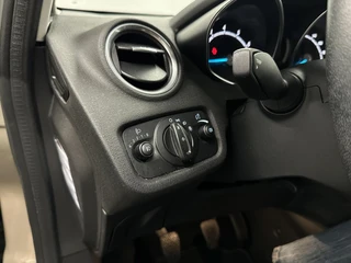 Ford Fiesta 1.0 EcoBoost Titanium 92000 KM NAVI CRUISE LM ECC. / 18