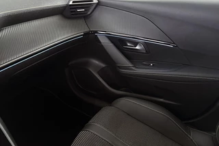 Peugeot 208 1.2 Hybrid 145 e-DCS6 GT Navigatie Adaptieve Cruise Control Achteruitrijcamera / 38