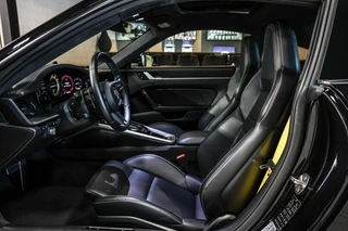 Porsche 911 3.8 Turbo S|PCCB|Matrix|Chrono|Schuifdak|Carbon / 10