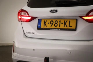 Ford Fiesta 1.0 EcoBoost ST-Line | CLIMA | DAB | APPLE | TREKHAAK | 17" / 24
