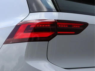 Volkswagen Golf 1.5 eTSI  | Pano | IQ.light | Winter pakket | Org. NL / 14