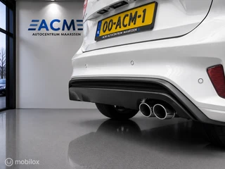 Ford Focus 1.5 EcoBoost ST LINE / 11