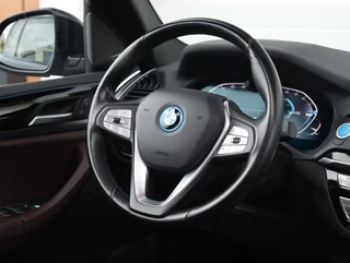 BMW iX3 High Executive 80 kWh | SOH 95% | Panoramadak / 44