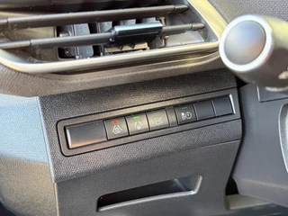 Peugeot 3008 1.6 HYbrid4 300 GT | Open Dak | Focal | Elektrische Achterklep | Navi | Ecc | Cruise Control | / 22