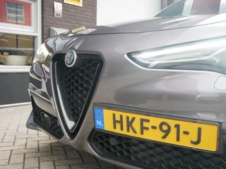 Alfa Romeo Stelvio 2.0 T AWD Veloce Leder| Pano| Sport uitlaat| FULL OPTION / 22