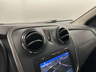 Dacia Sandero 0.9 TCe Stepway Lauréate AURCO TREKHAAK NAVI CRUISE. / 24