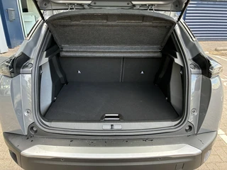 Peugeot 2008 1.2 Hybrid 145pk GT | Automaat | Dode hoekbewaking | Rondom zicht camera | Navigatie full map | 17 inch LichtMetaal / 8