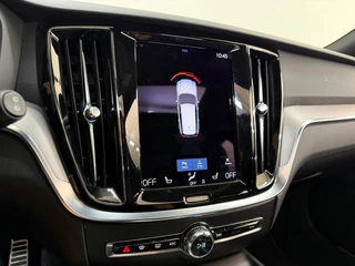 Volvo V60 2.0 B3 R-Design | Panoramadak | Harman Kardon | 360 Camera | Apple carplay & Android Auto / 19