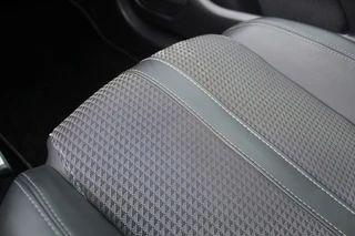 Peugeot 208 1.2 PureTech 131PK GT-Line  | Panoramadak | 3D Cockpit | BLIS | Navigatie / 25
