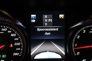Mercedes-Benz C-Class Estate 200 Premium Plus / 35