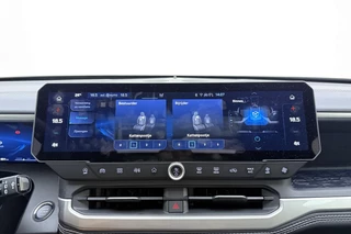Jeep Compass 1.2 e-Hybrid First Edition | LED matrix verlichting | Panoramadak | Drive assist | Focal audio | Massage stoelen | Stoel ventilatie/verwarming | Camera's rondom / 19