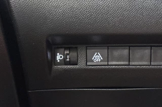 Peugeot 208 1.2 PureTech Allure Pack Stoelverwarming Keyless Adaptieve Cruise Control Apple CarPlay / 24
