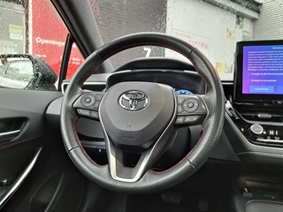 Toyota Corolla Hybrid 140 GR Sport SCHUIF/KANTELDAK PARKEERSENSOREN STOELVERW LM-VELGEN APPLE/ANDROID DRAADLOOS-LADEN CAMERA KEYLESS / 13
