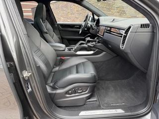 Porsche Cayenne 4.0 TURBO S E-HYBRID Achteras sturing Head Up Pano Keramisch / 24