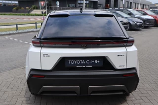 Toyota C-HR+ EXECUTIVE AWD 77KWH NIEUW&DIRECT LEVERBAAR! PANODAK BLIND-SPOT P-SENSOREN 360°CAMERA STOEL/STUURVERW. WARMTEPOMP EL-ACHTERKLEP / 5