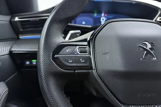 Peugeot 508 SW 1.2 PureTech GT | Achteruitrijcamera | Parkeersensoren | Full-map Navigatie | Climate control | Adaptive Cruise control | Stuurbediening | Inklapbare trekhaak | Parkeersensoren voor/achter | Verwarmde voorstoelen | Dakrails | Keyless entry | Lane-keeping system / 19